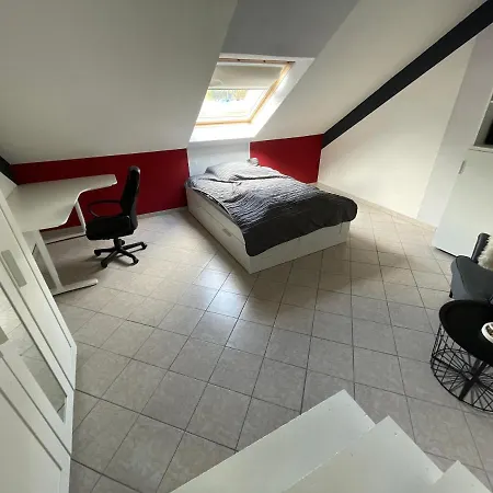 民宿 Gemeinschaftsapartment Mit Eigenem
